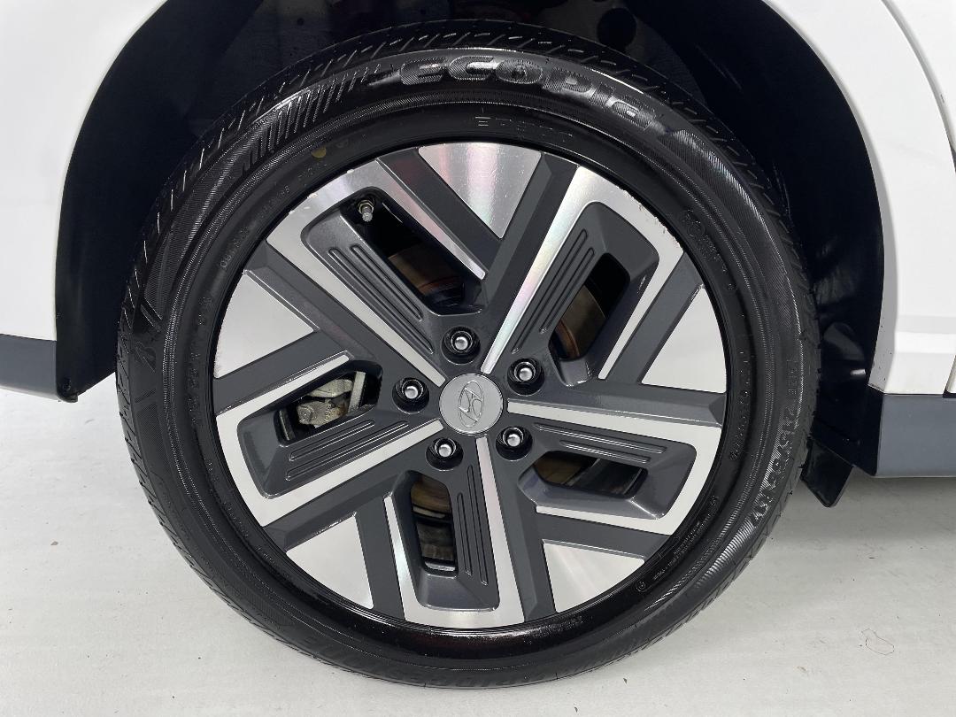 Photo '12' of Hyundai Kona