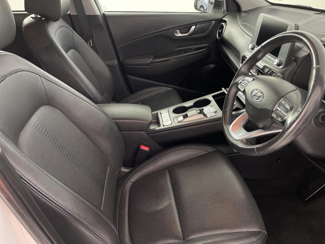 Photo '16' of Hyundai Kona