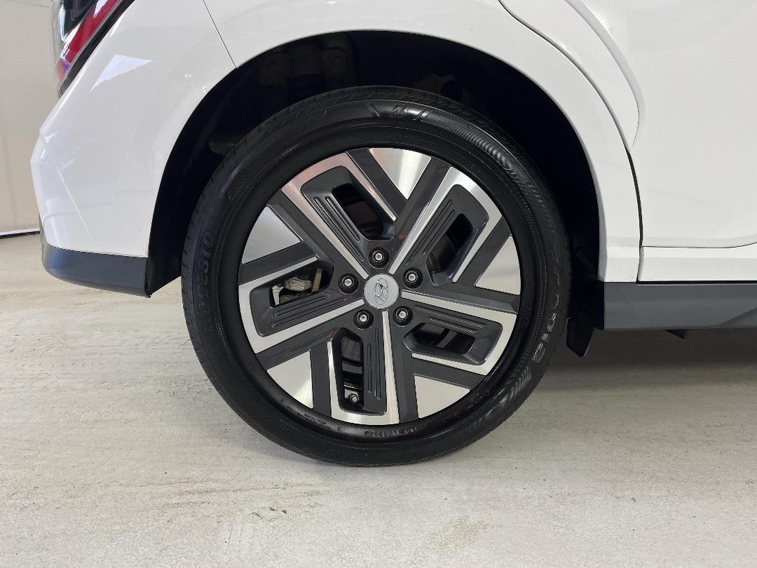 Photo '12' of Hyundai Kona
