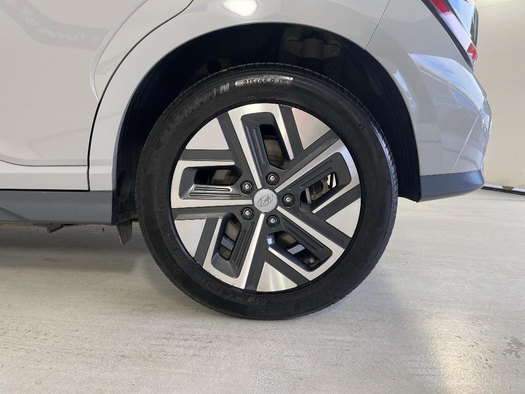 Photo '11' of Hyundai Kona Photo '11' of Hyundai Kona