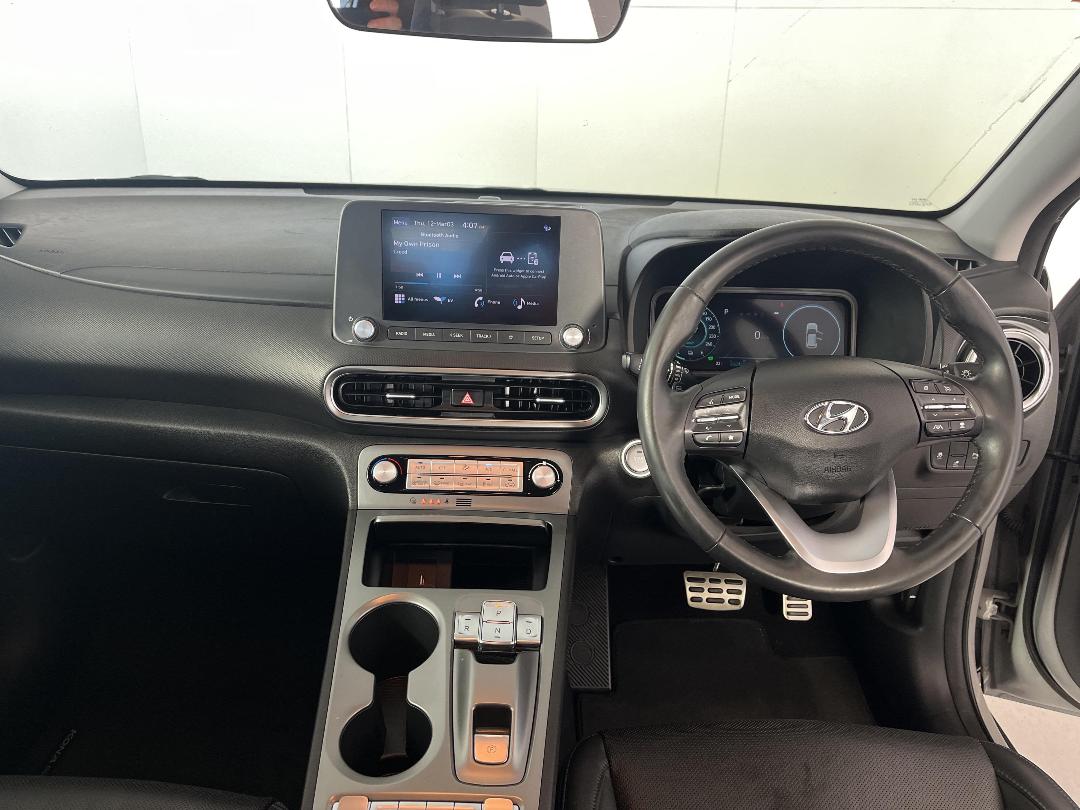 Photo '17' of Hyundai Kona Photo '17' of Hyundai Kona
