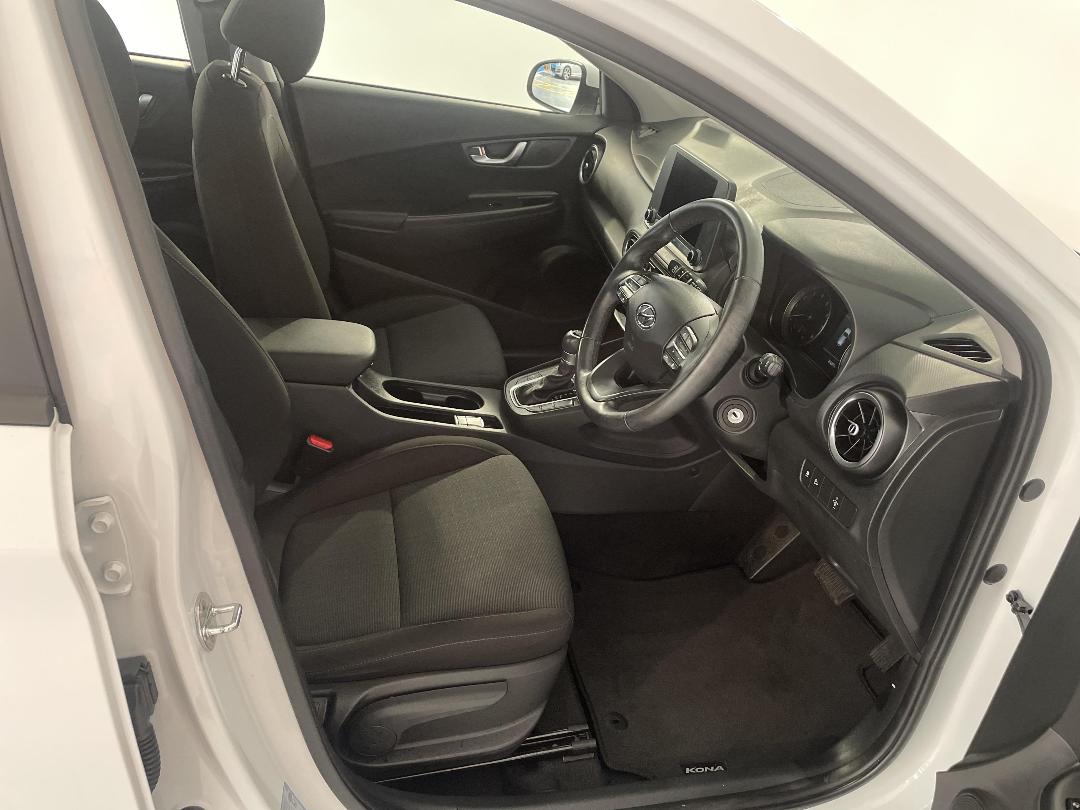 Photo '16' of Hyundai Kona