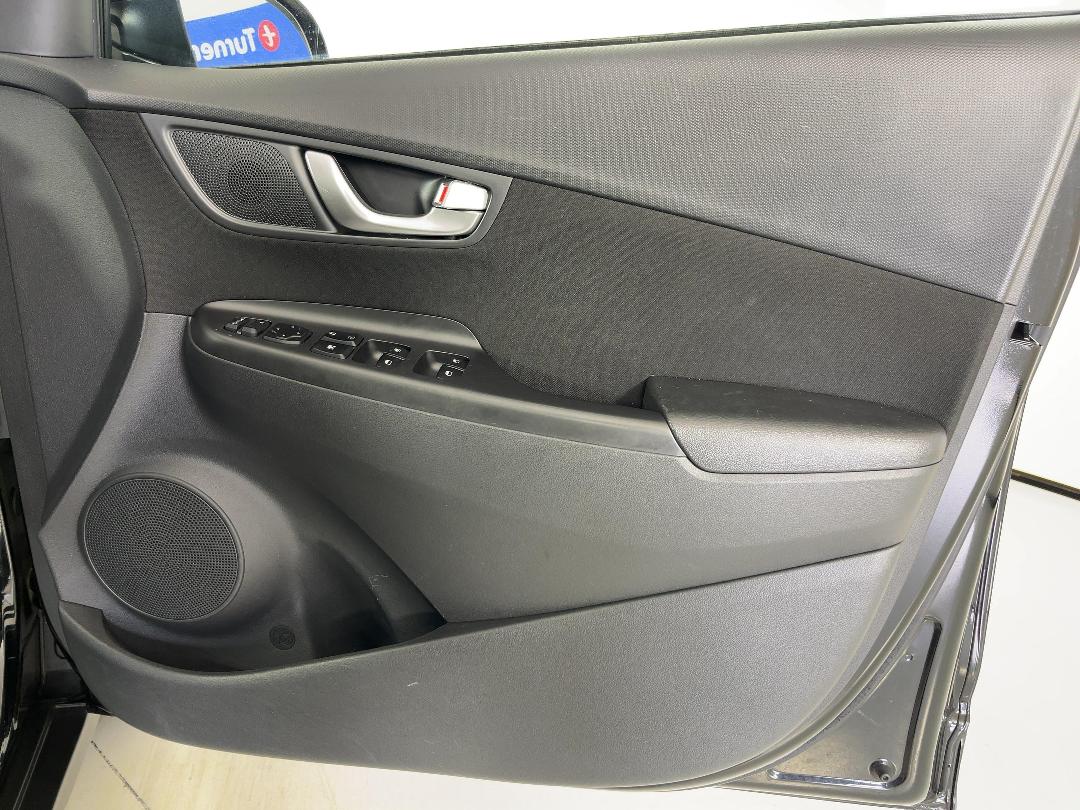 Photo '15' of Hyundai Kona