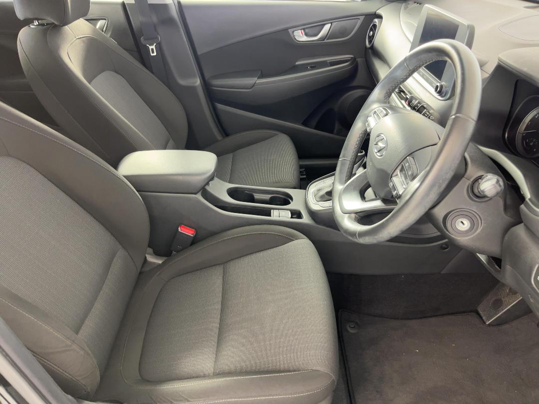 Photo '16' of Hyundai Kona