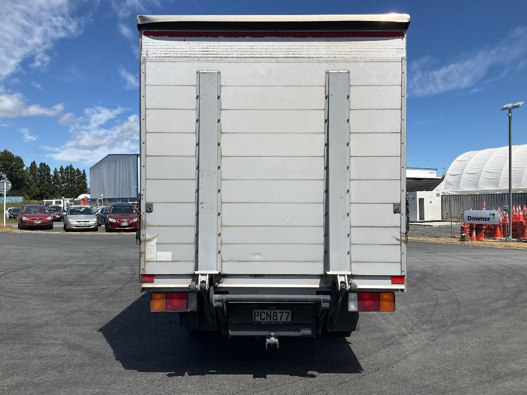 Photo '5' of Hyundai Mighty EX60A Box Body