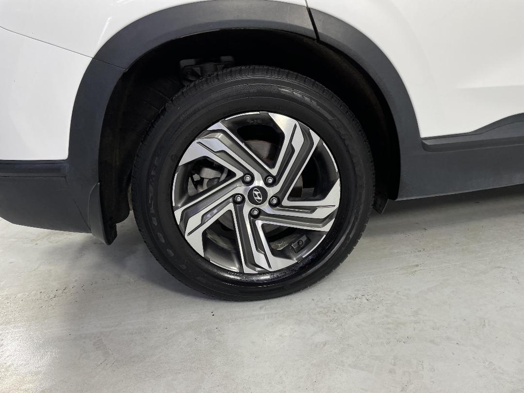 Photo '12' of Hyundai Santa FE Photo '12' of Hyundai Santa FE