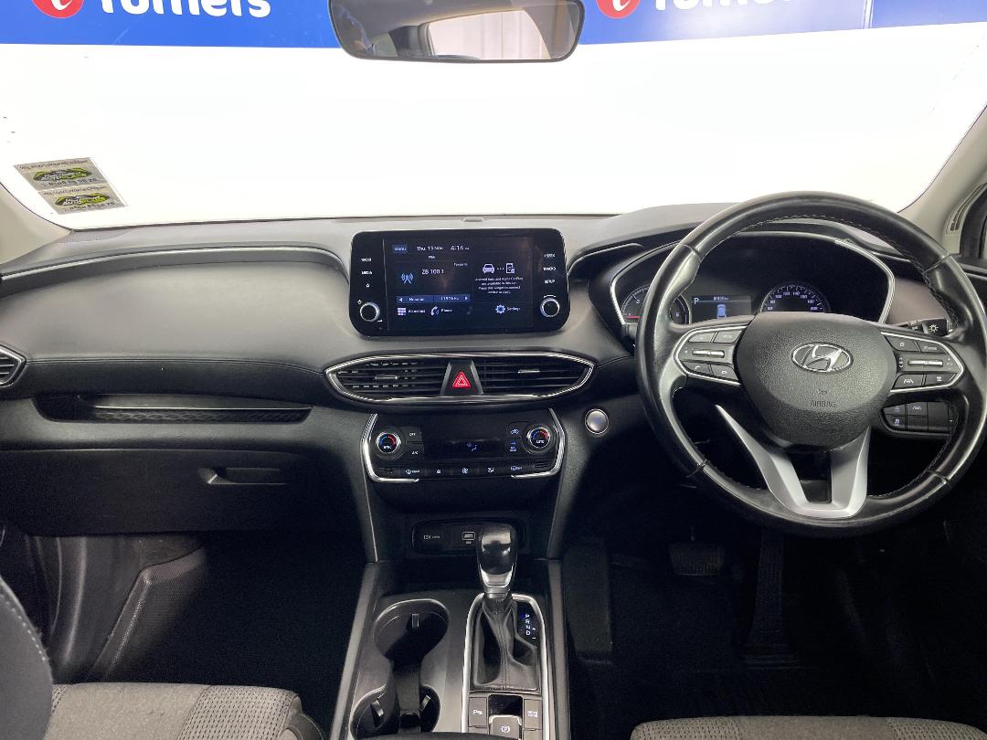 Photo '17' of Hyundai Santa FE Photo '17' of Hyundai Santa FE