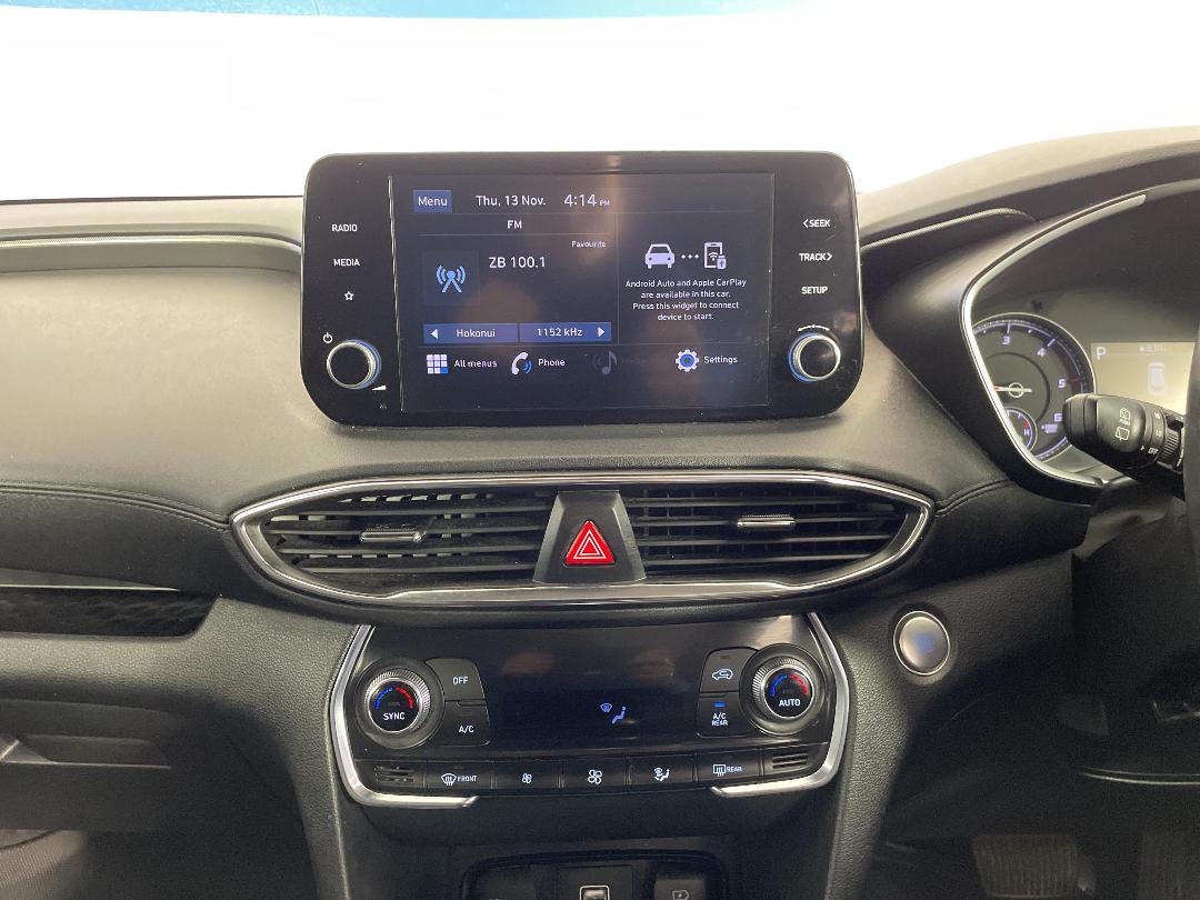 Photo '18' of Hyundai Santa FE Photo '18' of Hyundai Santa FE