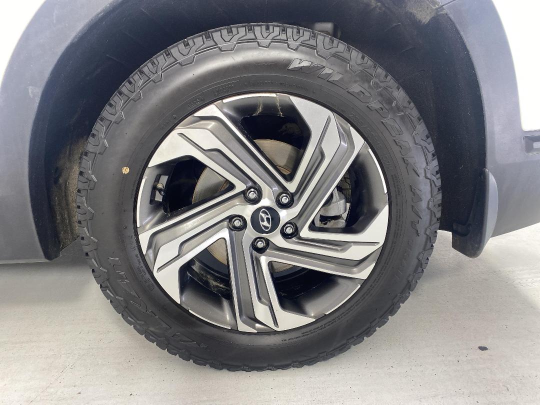 Photo '11' of Hyundai Santa FE