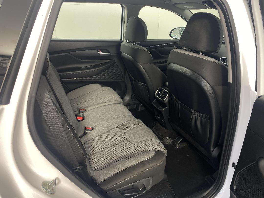 Photo '20' of Hyundai Santa FE