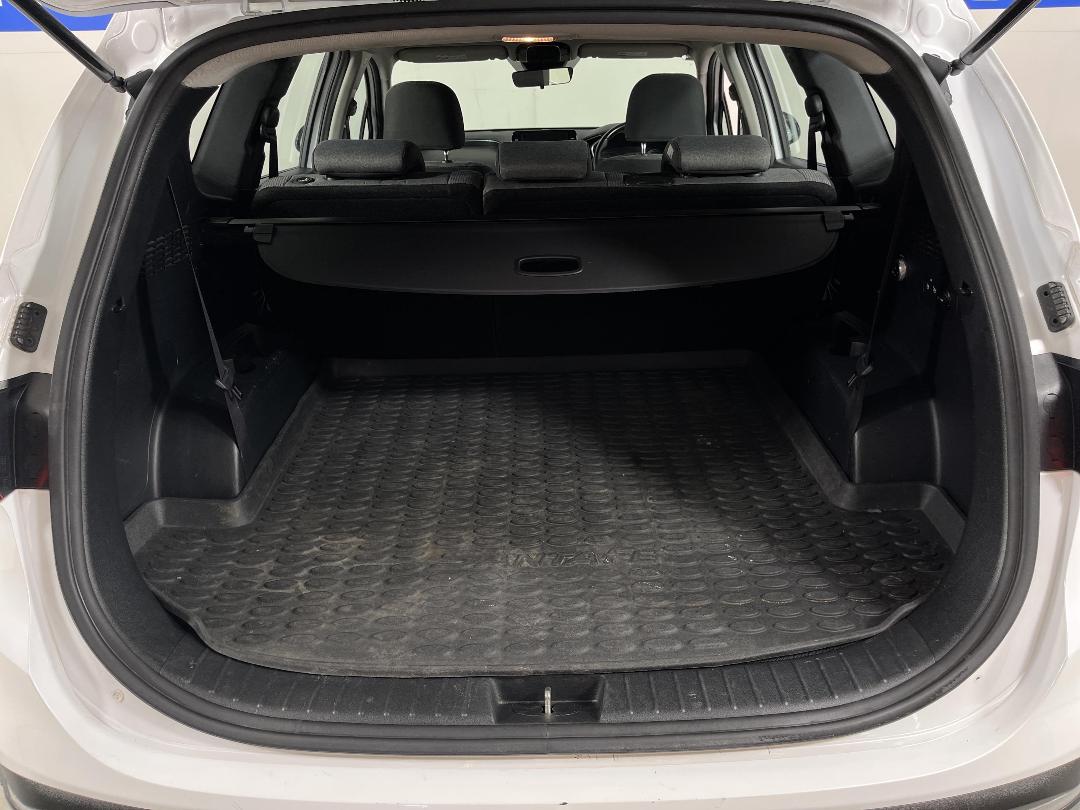 Photo '14' of Hyundai Santa FE Photo '14' of Hyundai Santa FE