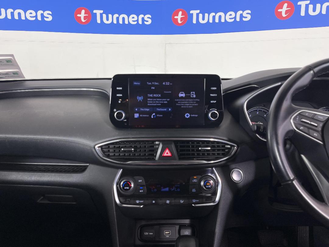 Photo '18' of Hyundai Santa FE Photo '18' of Hyundai Santa FE