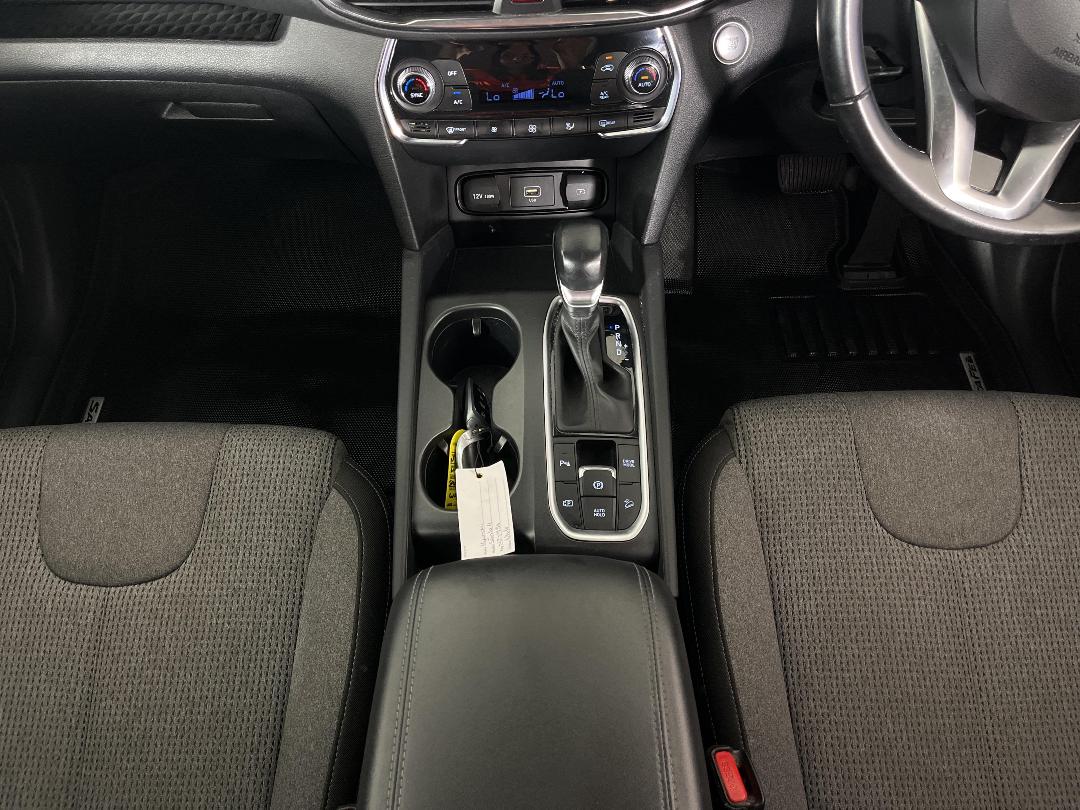 Photo '23' of Hyundai Santa FE Photo '23' of Hyundai Santa FE