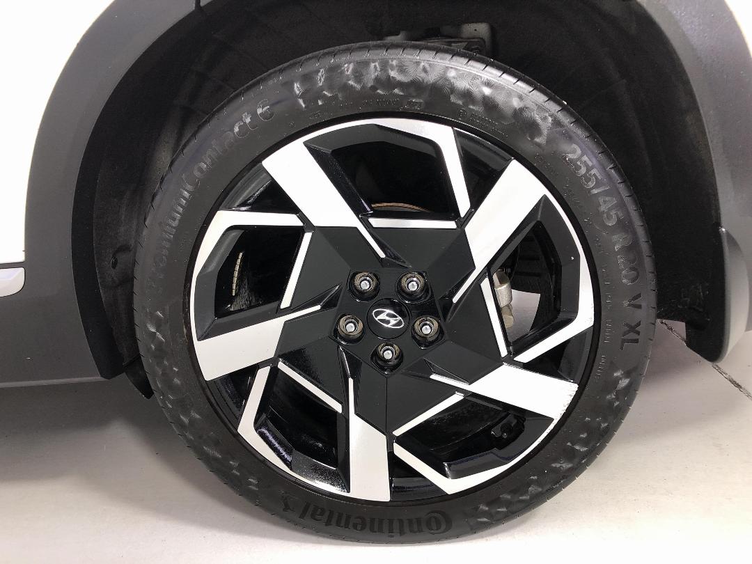 Photo '11' of Hyundai Santa FE