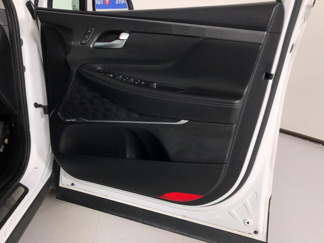 Photo '15' of Hyundai Santa FE