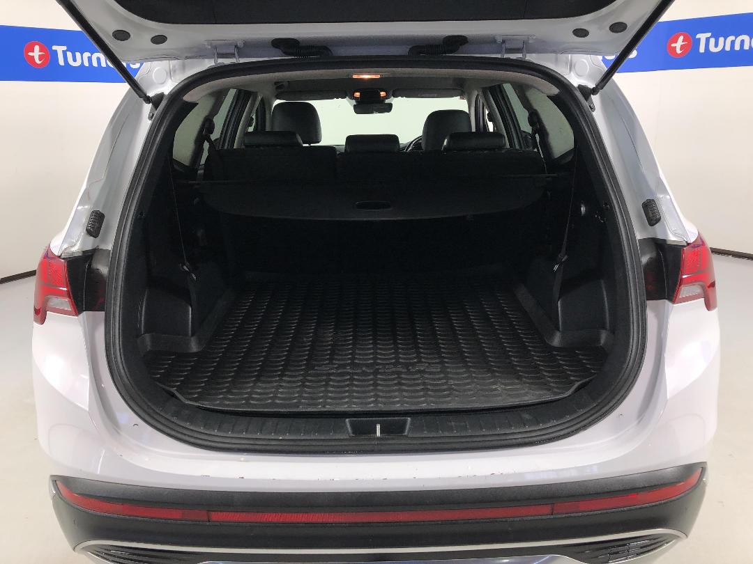 Photo '14' of Hyundai Santa FE