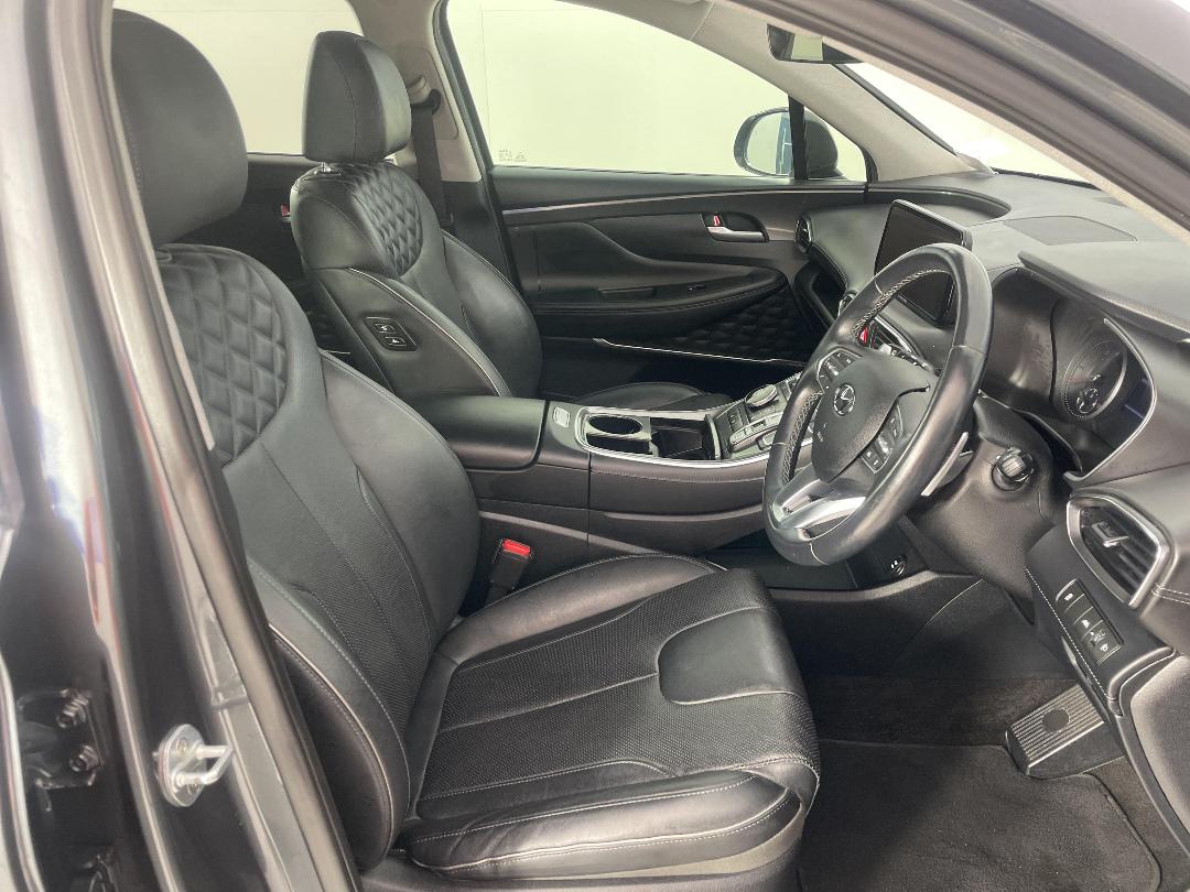 Photo '16' of Hyundai Santa FE Photo '16' of Hyundai Santa FE