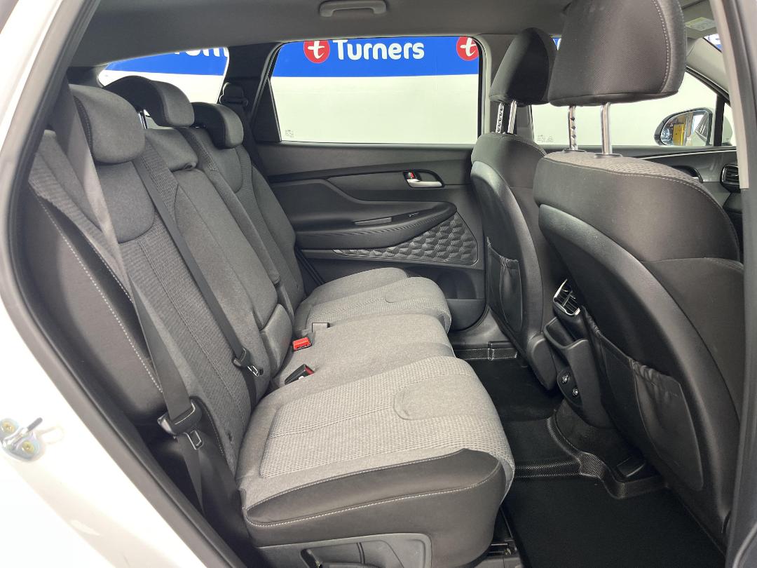 Photo '20' of Hyundai Santa FE