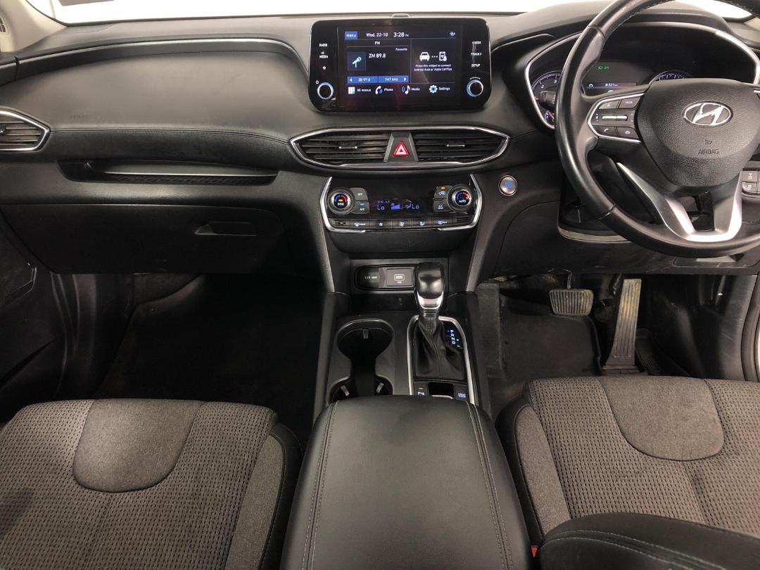 Photo '17' of Hyundai Santa FE Photo '17' of Hyundai Santa FE