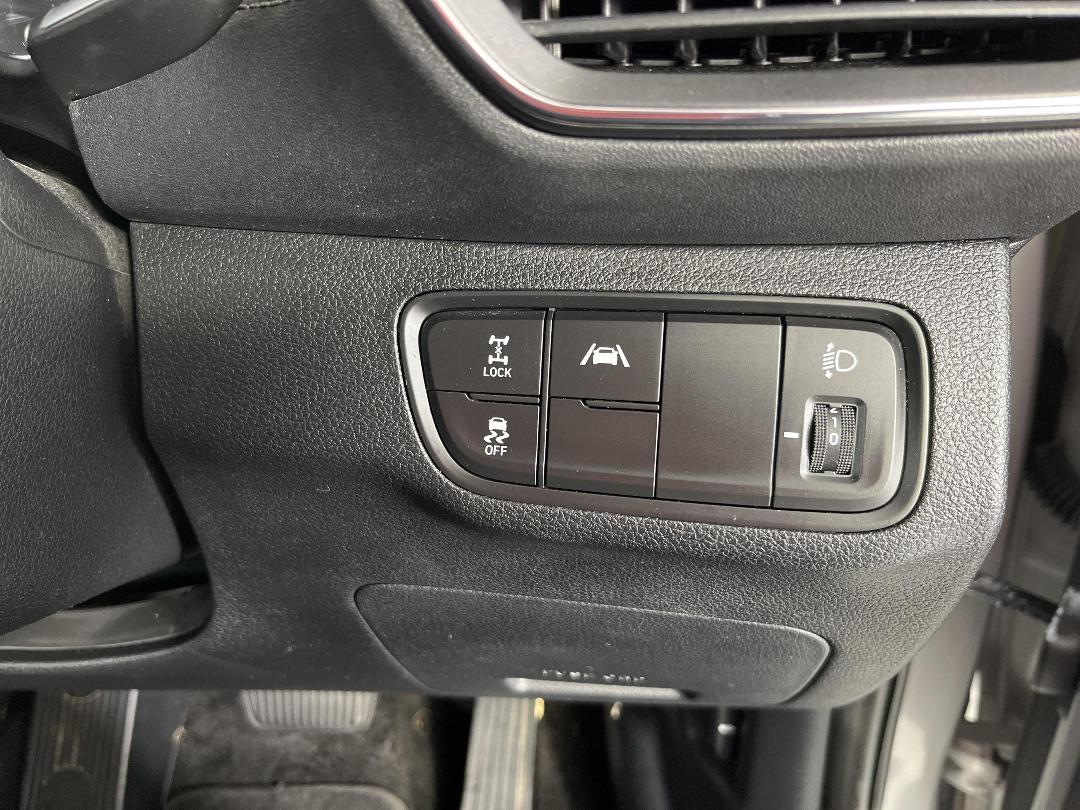 Photo '25' of Hyundai Santa FE