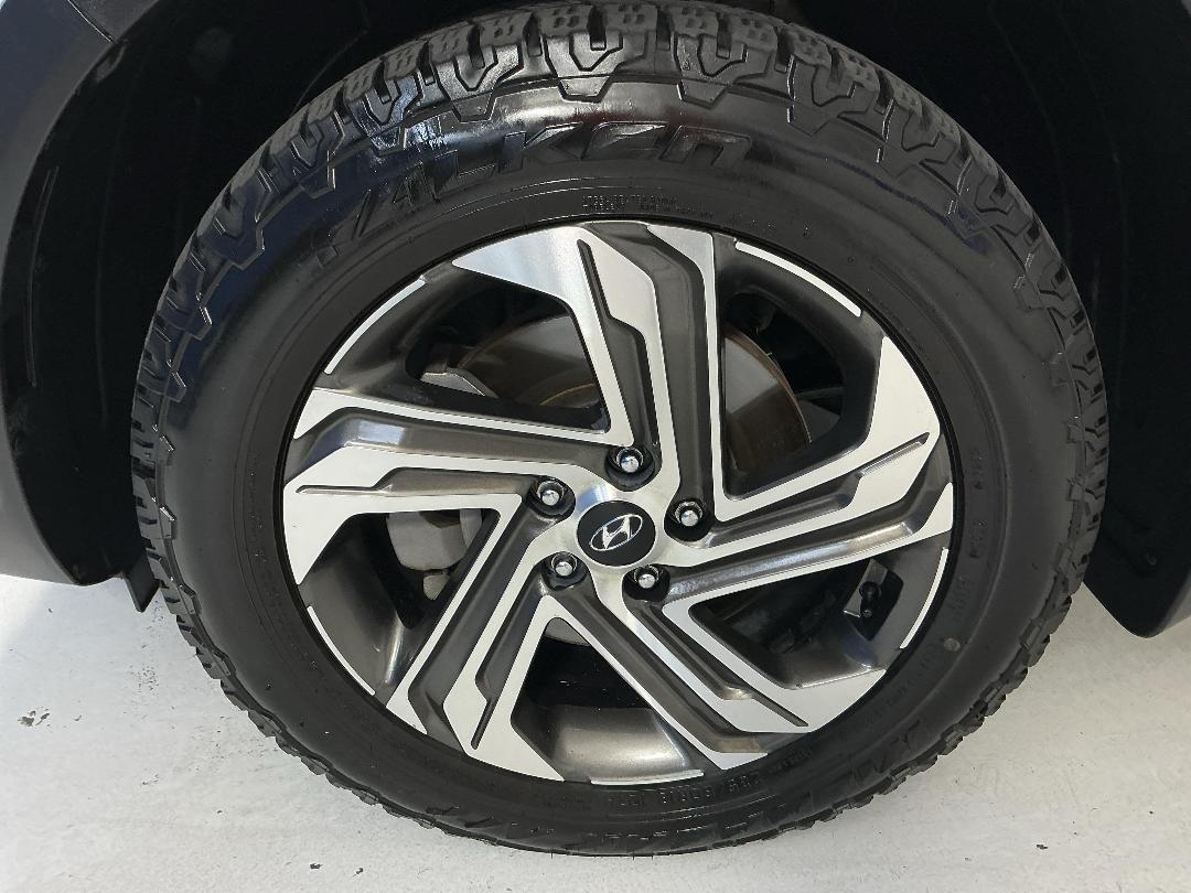 Photo '10' of Hyundai Santa FE Photo '10' of Hyundai Santa FE