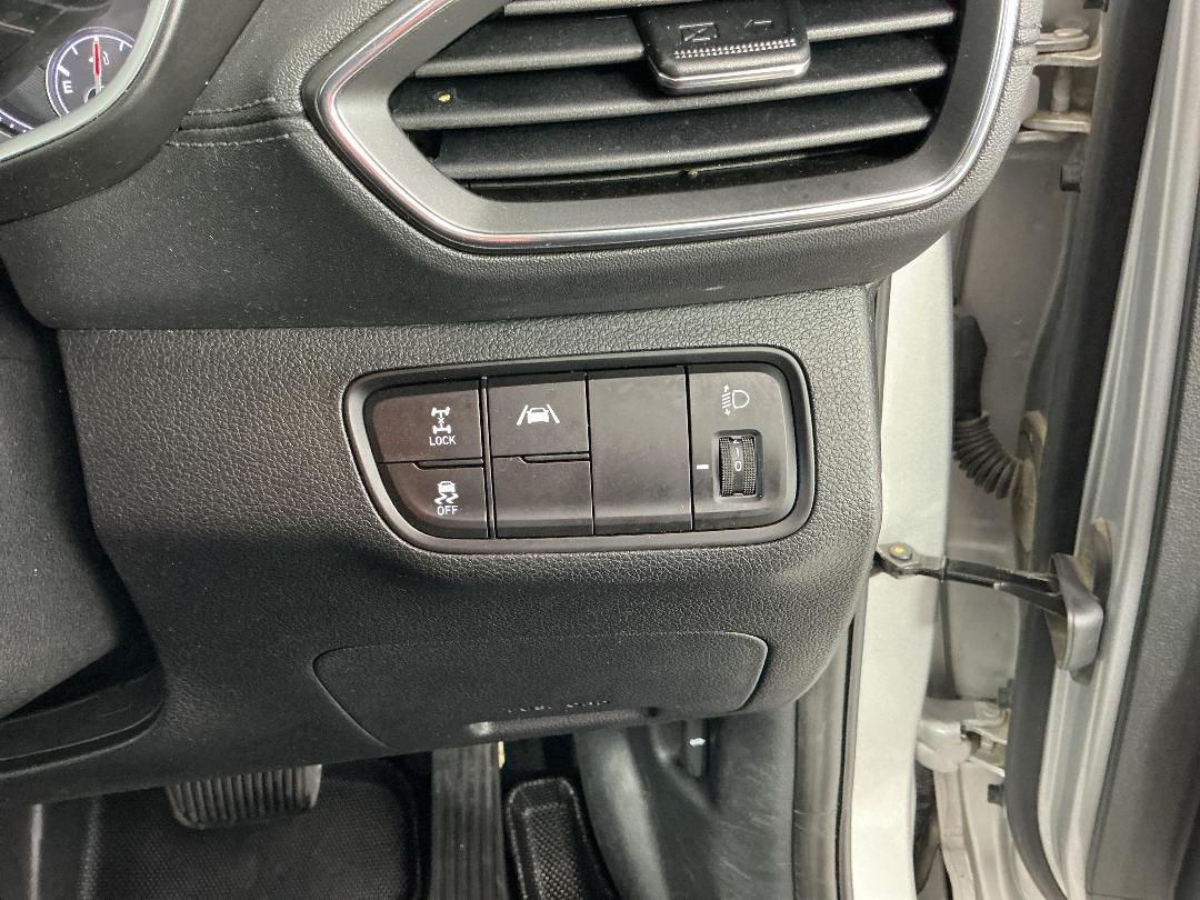 Photo '26' of Hyundai Santa FE Photo '26' of Hyundai Santa FE