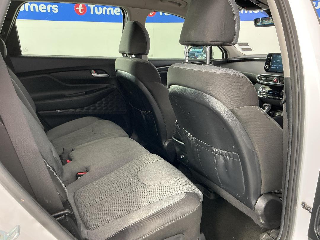 Photo '20' of Hyundai Santa FE Photo '20' of Hyundai Santa FE