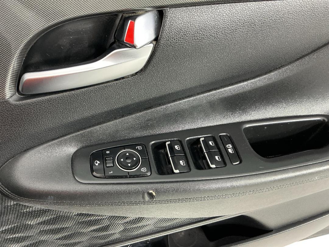 Photo '25' of Hyundai Santa FE Photo '25' of Hyundai Santa FE