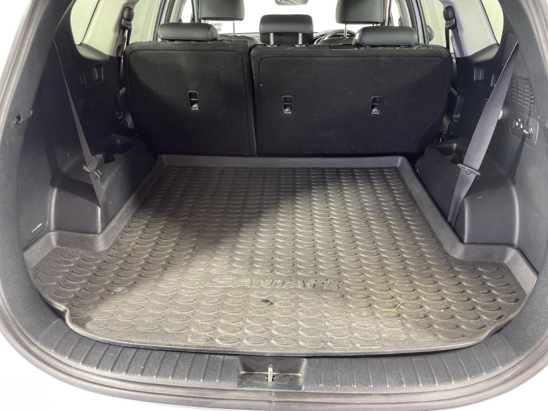 Photo '14' of Hyundai Santa FE Photo '14' of Hyundai Santa FE