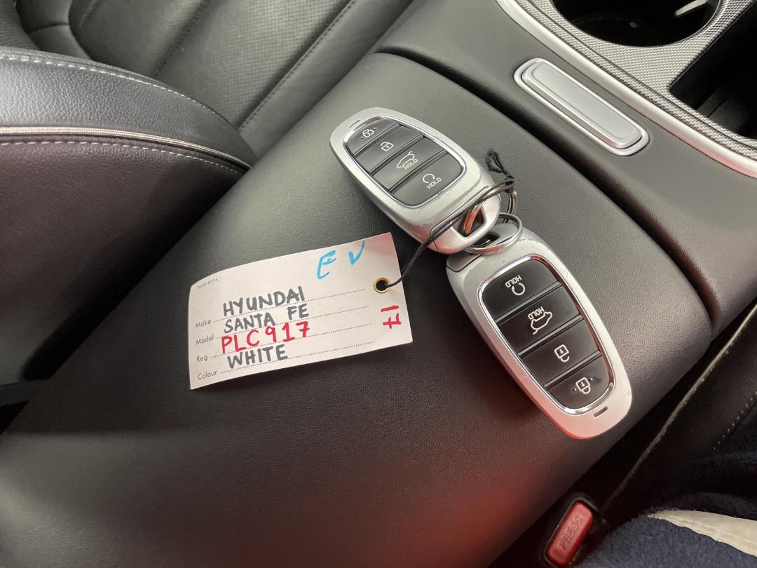 Photo '22' of Hyundai Santa FE Photo '22' of Hyundai Santa FE