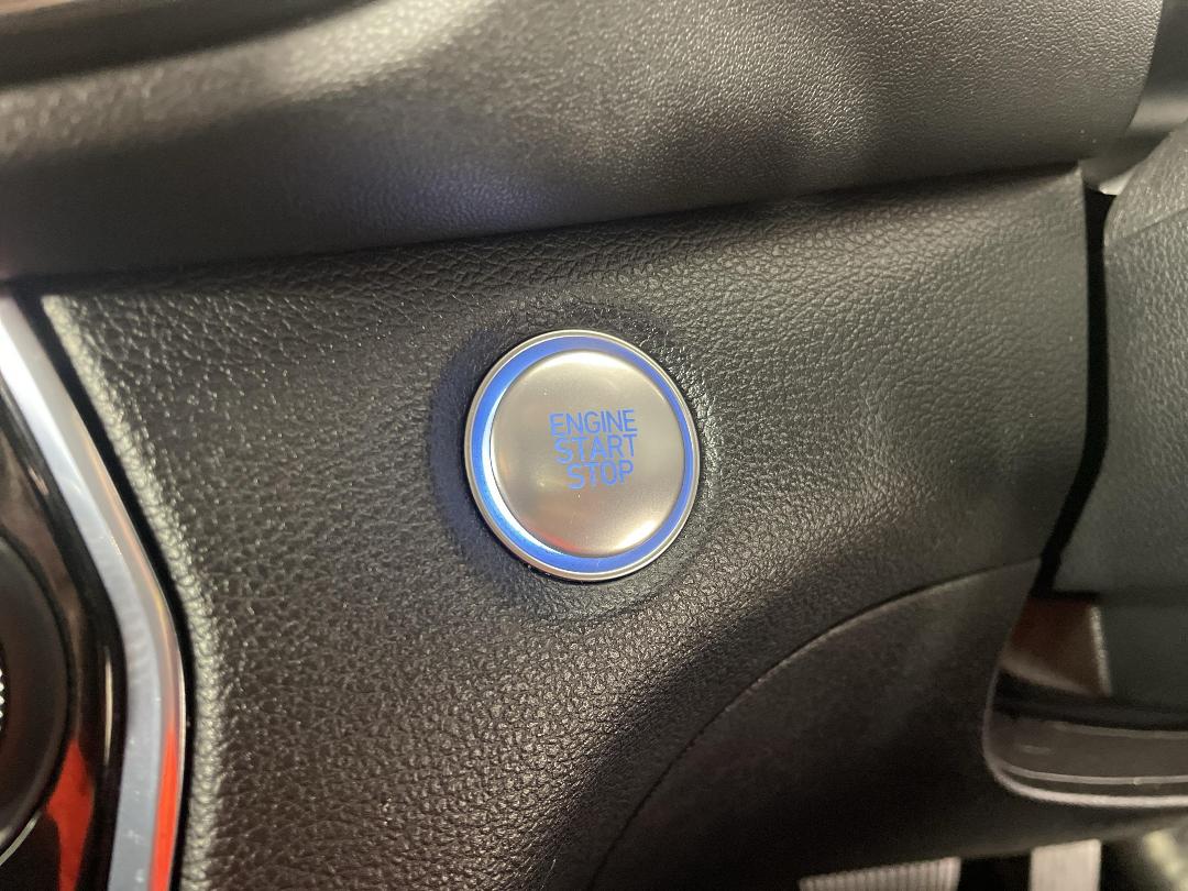 Photo '28' of Hyundai Santa FE