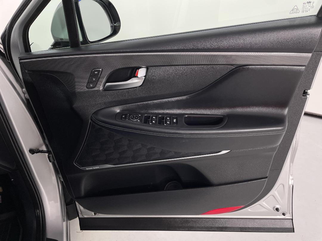 Photo '15' of Hyundai Santa FE