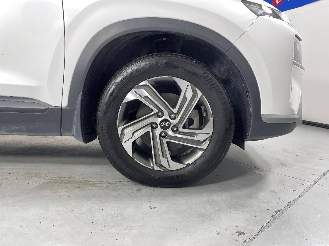 Photo '9' of Hyundai Santa FE