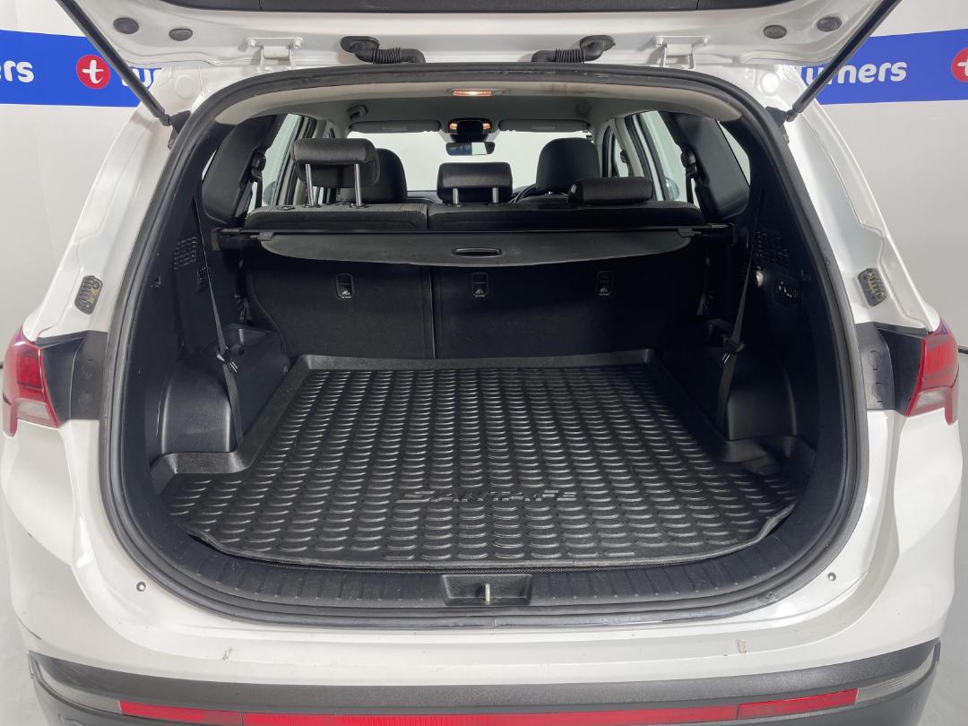 Photo '14' of Hyundai Santa FE Photo '14' of Hyundai Santa FE