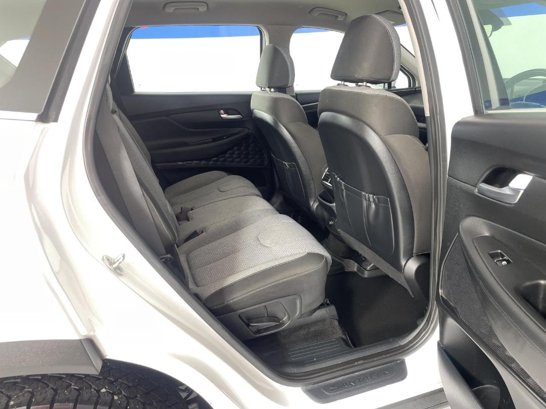 Photo '20' of Hyundai Santa FE Photo '20' of Hyundai Santa FE