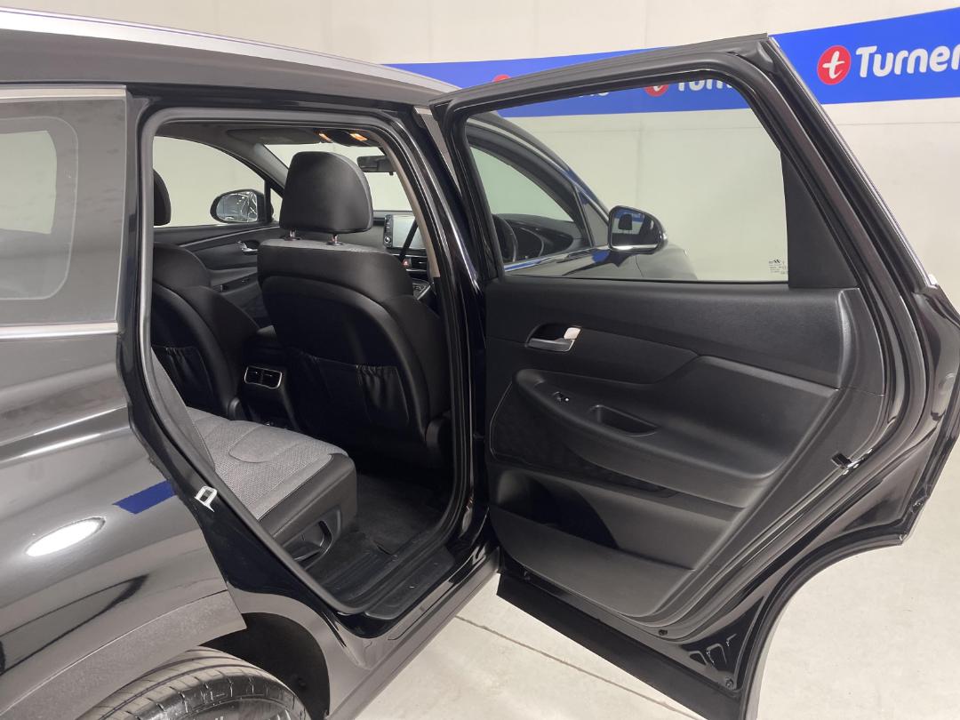 Photo '19' of Hyundai Santa FE Photo '19' of Hyundai Santa FE