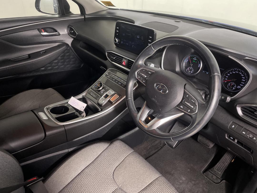 Photo '16' of Hyundai Santa FE Photo '16' of Hyundai Santa FE