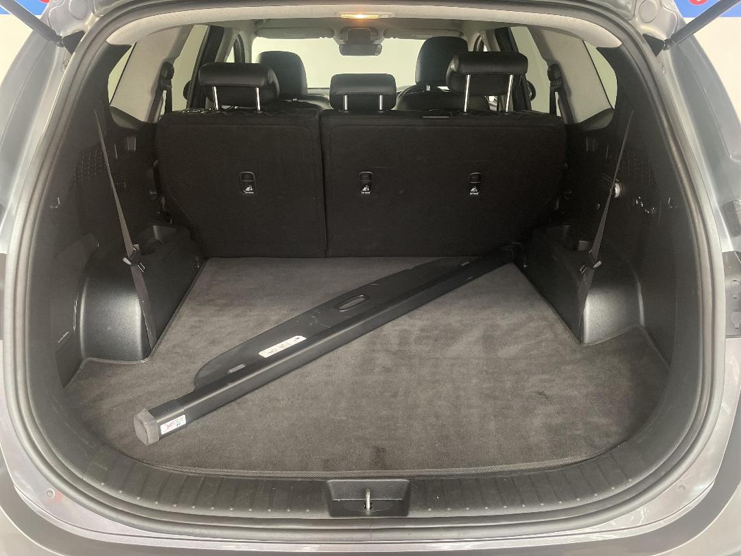 Photo '14' of Hyundai Santa FE Photo '14' of Hyundai Santa FE