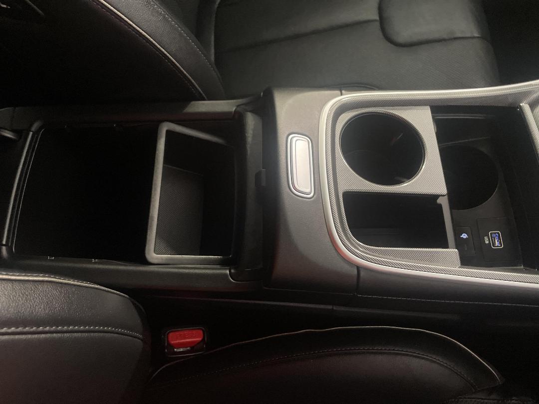 Photo '33' of Hyundai Santa FE Photo '33' of Hyundai Santa FE