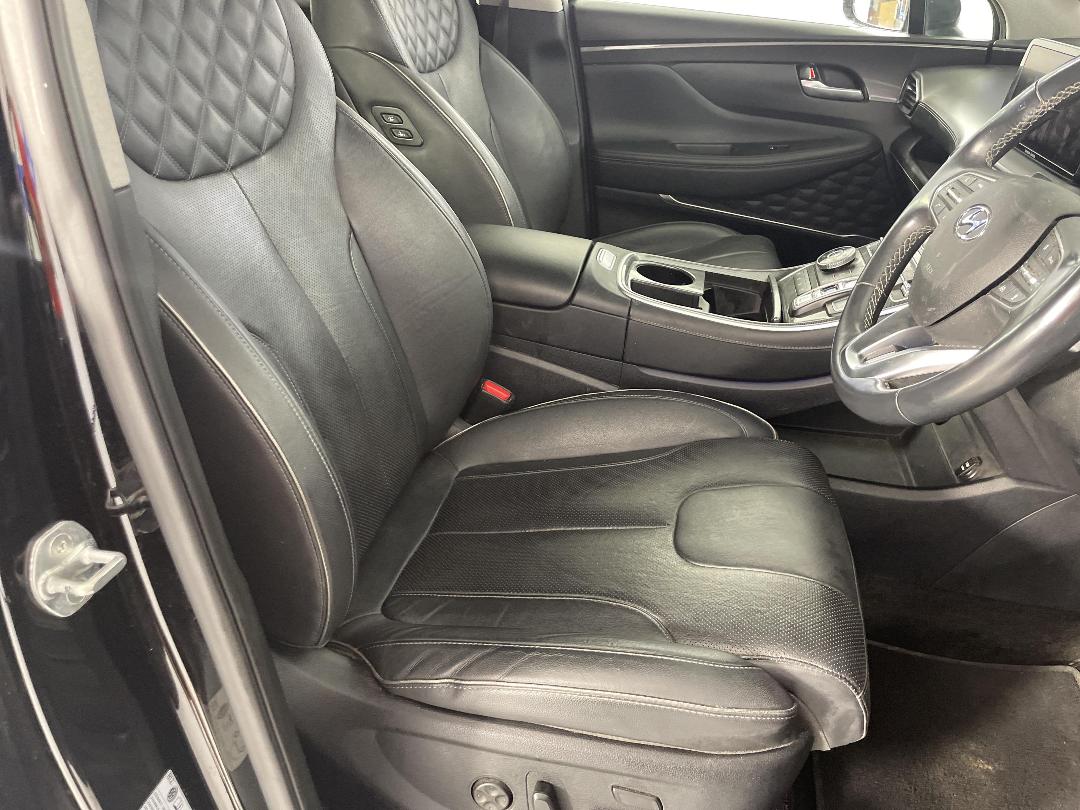 Photo '16' of Hyundai Santa FE Photo '16' of Hyundai Santa FE