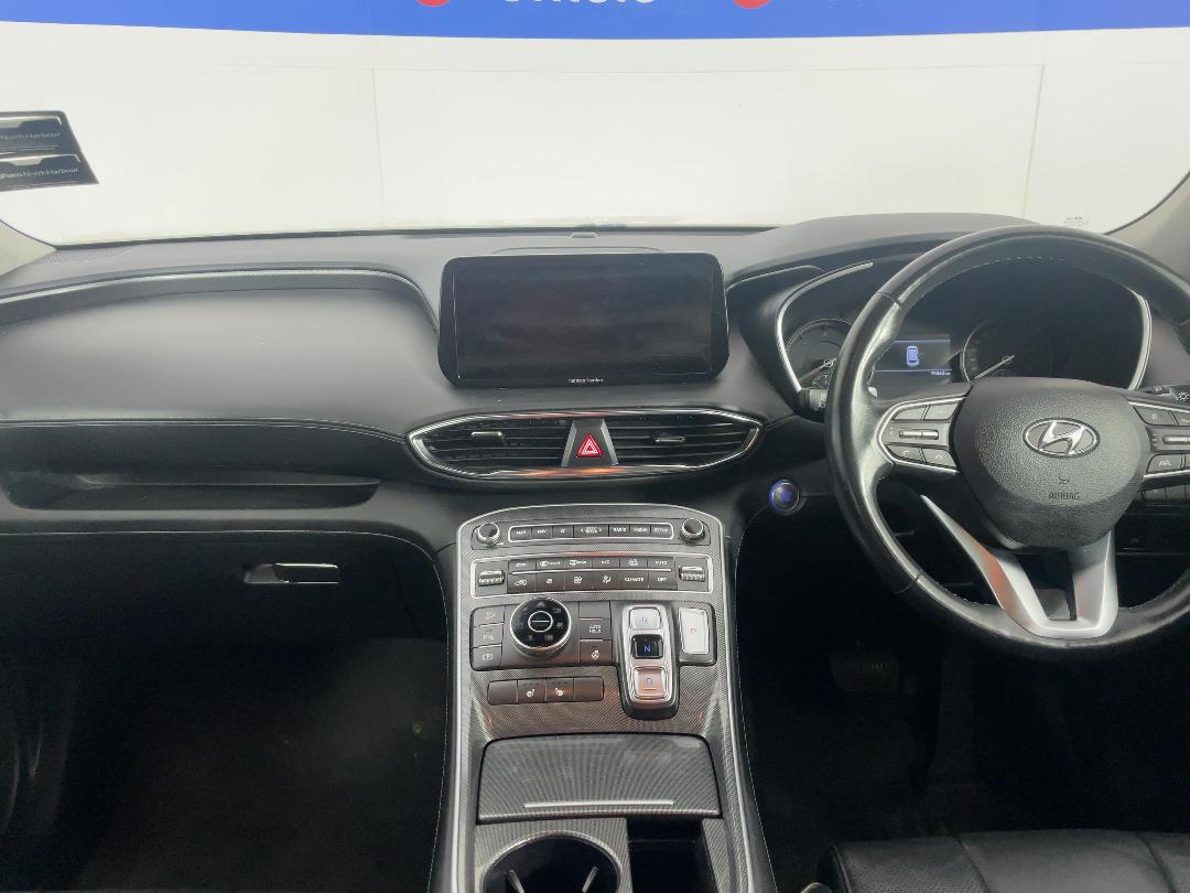 Photo '17' of Hyundai Santa FE