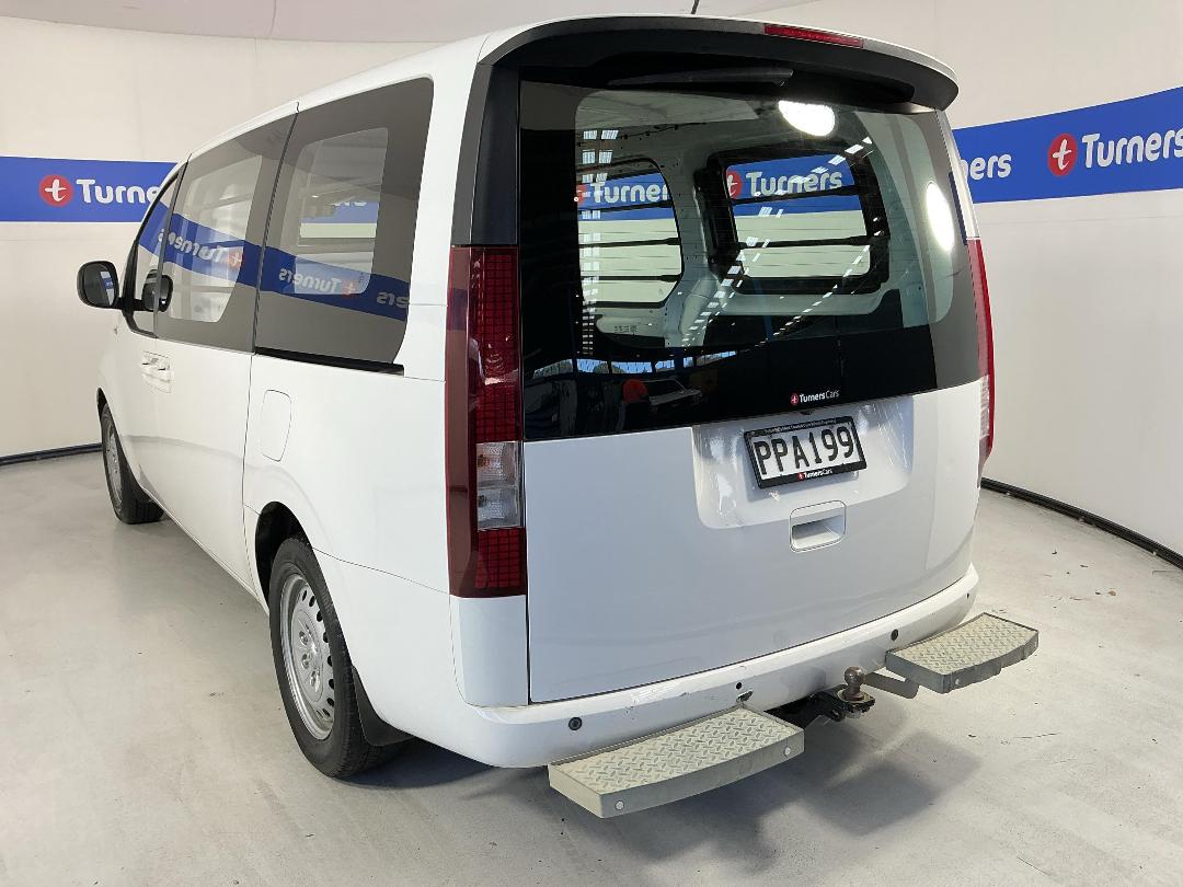 Photo '5' of Hyundai Staria Load