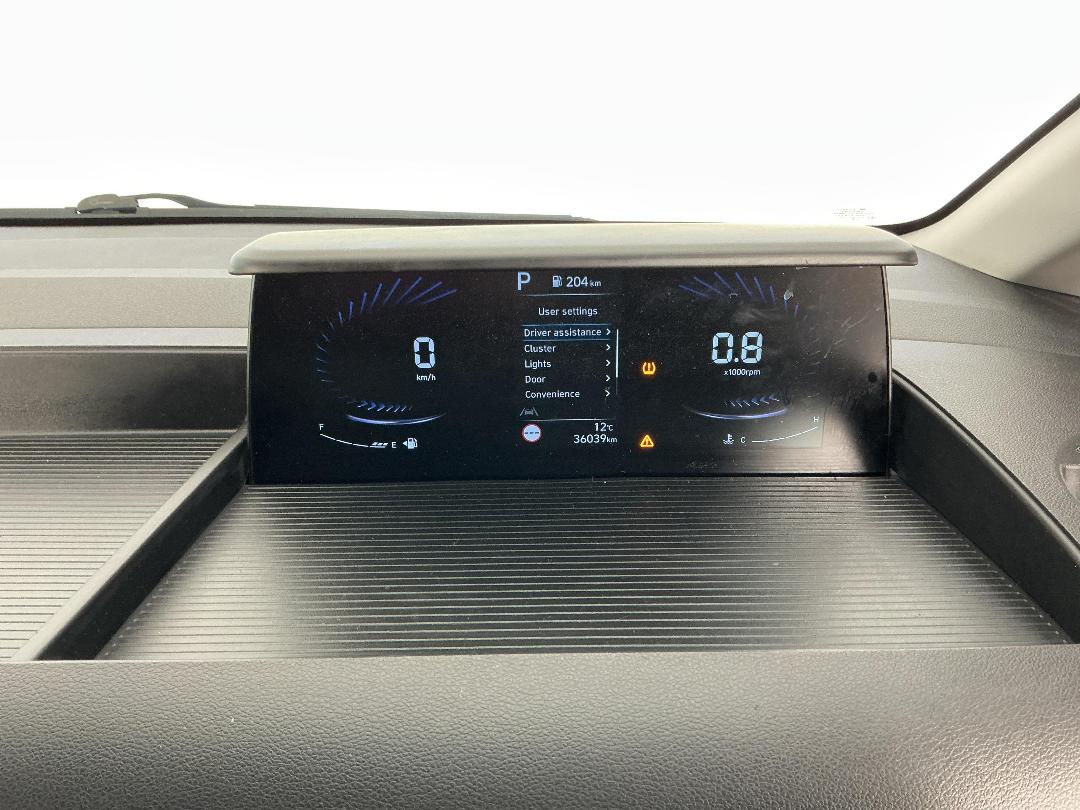 Photo '20' of Hyundai Staria Load