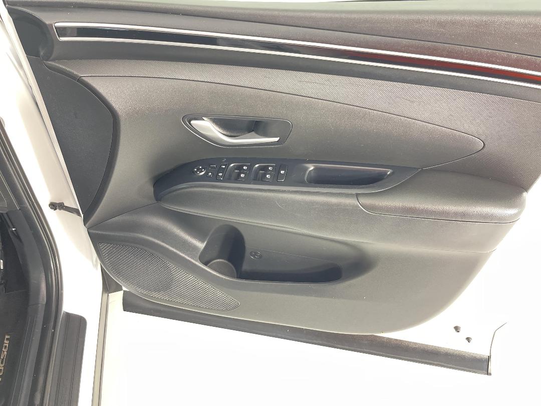 Photo '15' of Hyundai Tucson Photo '15' of Hyundai Tucson