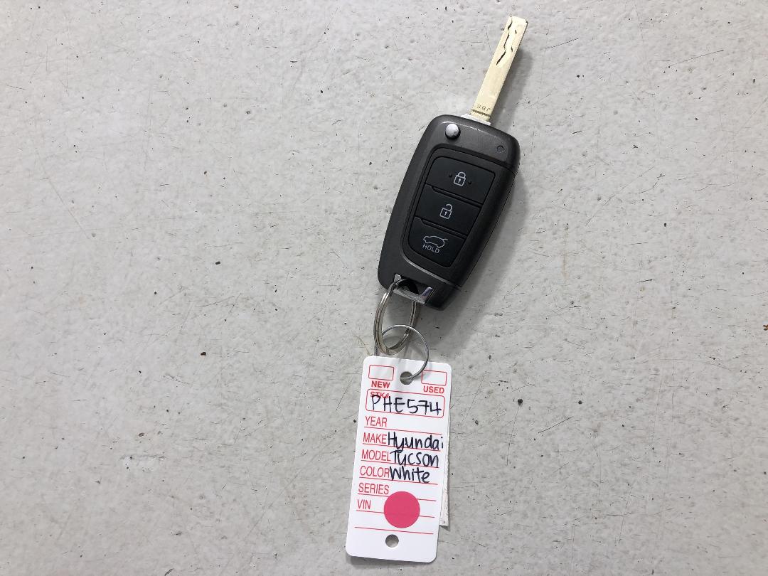 Photo '22' of Hyundai Tucson