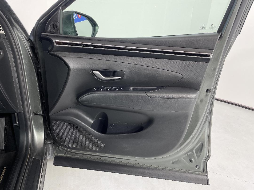 Photo '15' of Hyundai Tucson Photo '15' of Hyundai Tucson