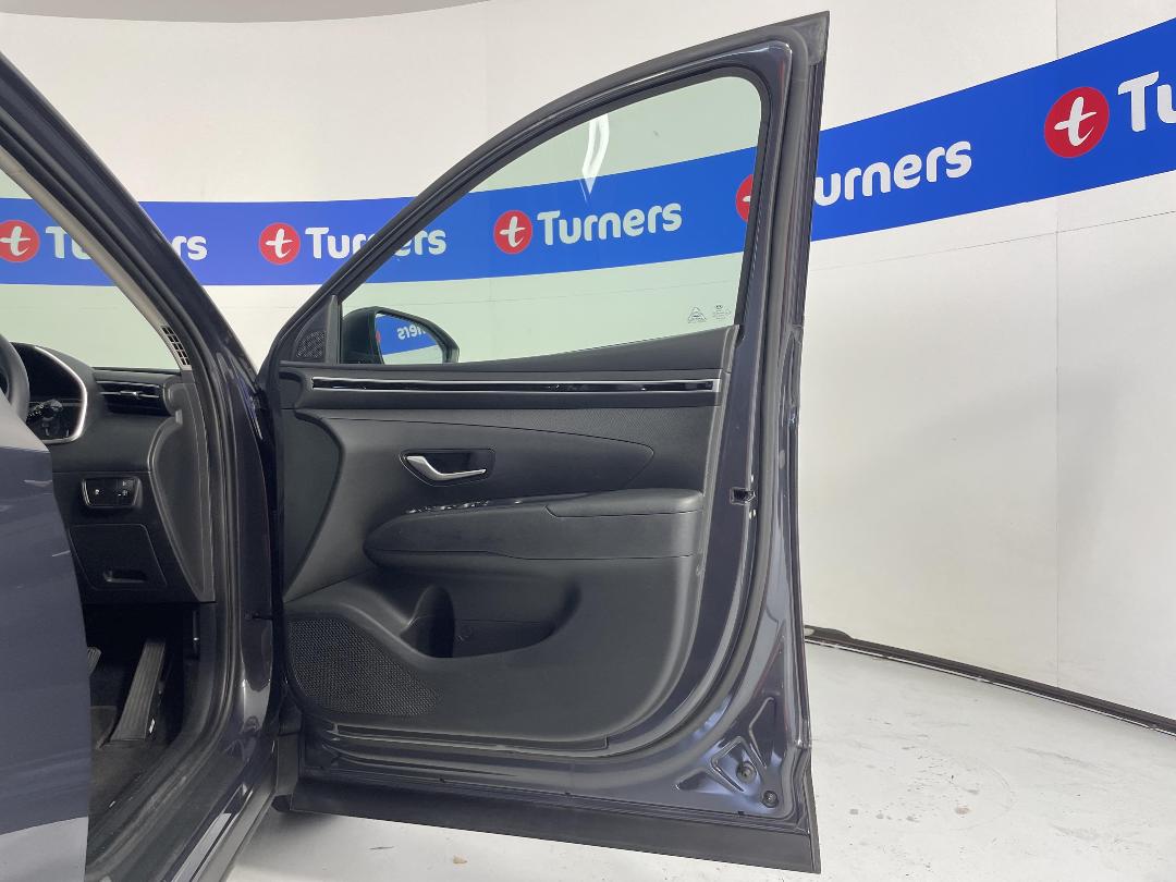 Photo '15' of Hyundai Tucson Photo '15' of Hyundai Tucson