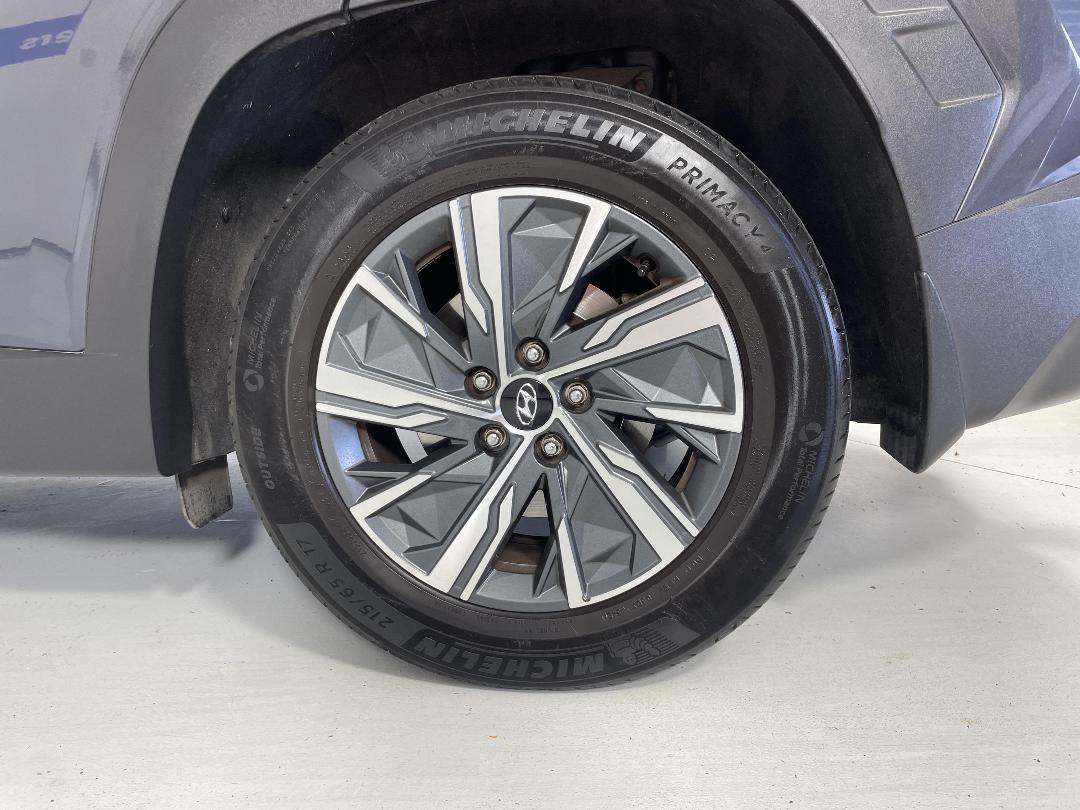 Photo '11' of Hyundai Tucson Photo '11' of Hyundai Tucson