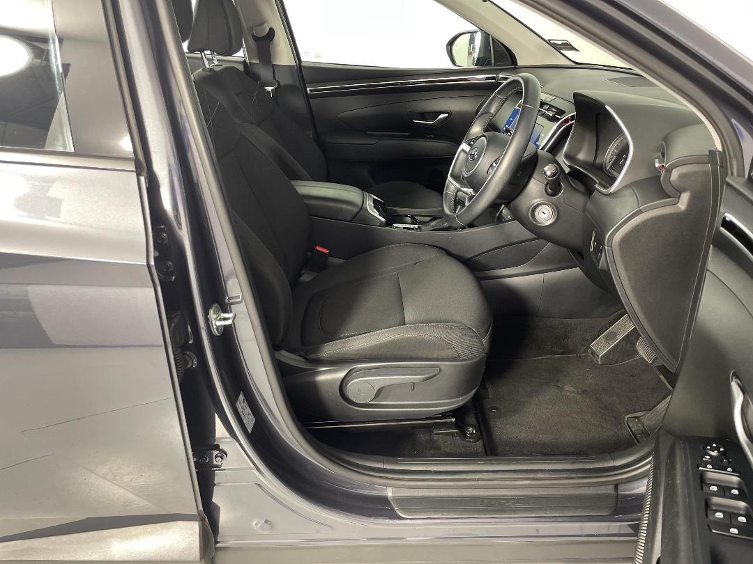 Photo '16' of Hyundai Tucson Photo '16' of Hyundai Tucson