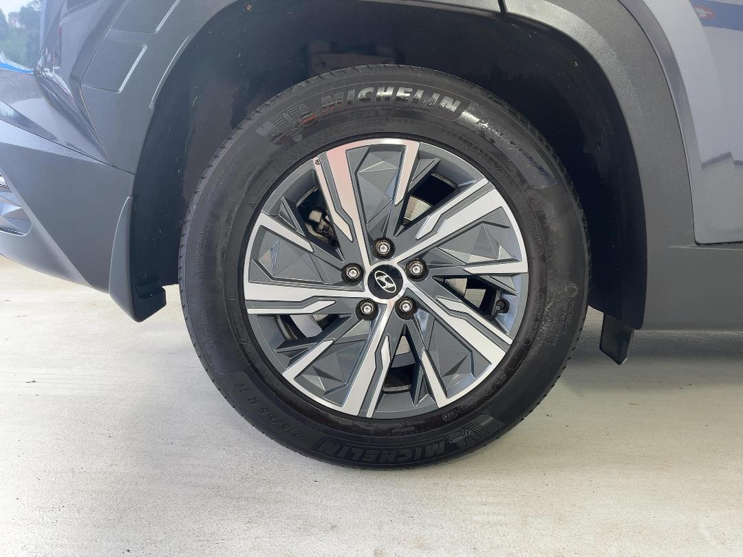 Photo '12' of Hyundai Tucson Photo '12' of Hyundai Tucson